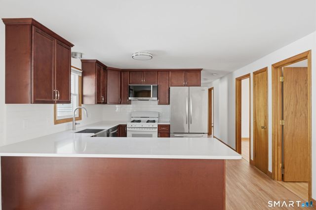 112 Joy Lane 1, New Britain, CT 06053