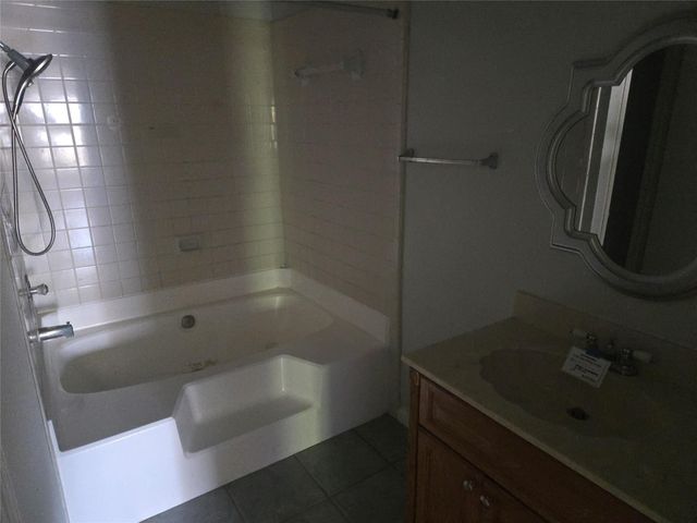 3780 Tanglewilde Street 501, Houston, TX 77063