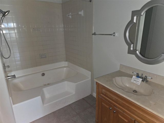 3780 Tanglewilde Street 501, Houston, TX 77063