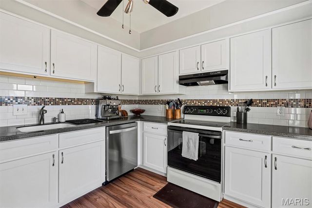 11276 Pineside Drive, St Louis, MO 63146