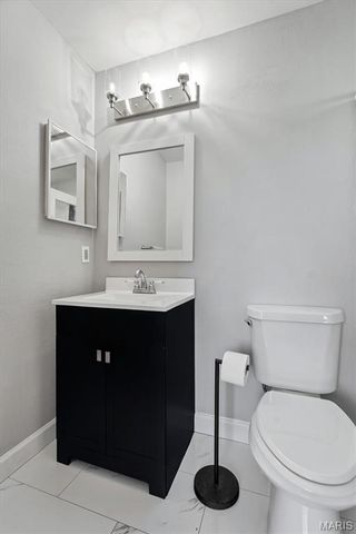 11276 Pineside Drive, St Louis, MO 63146