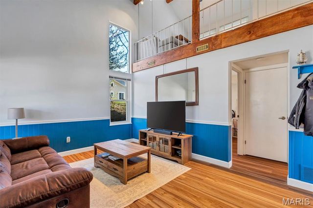 11276 Pineside Drive, St Louis, MO 63146