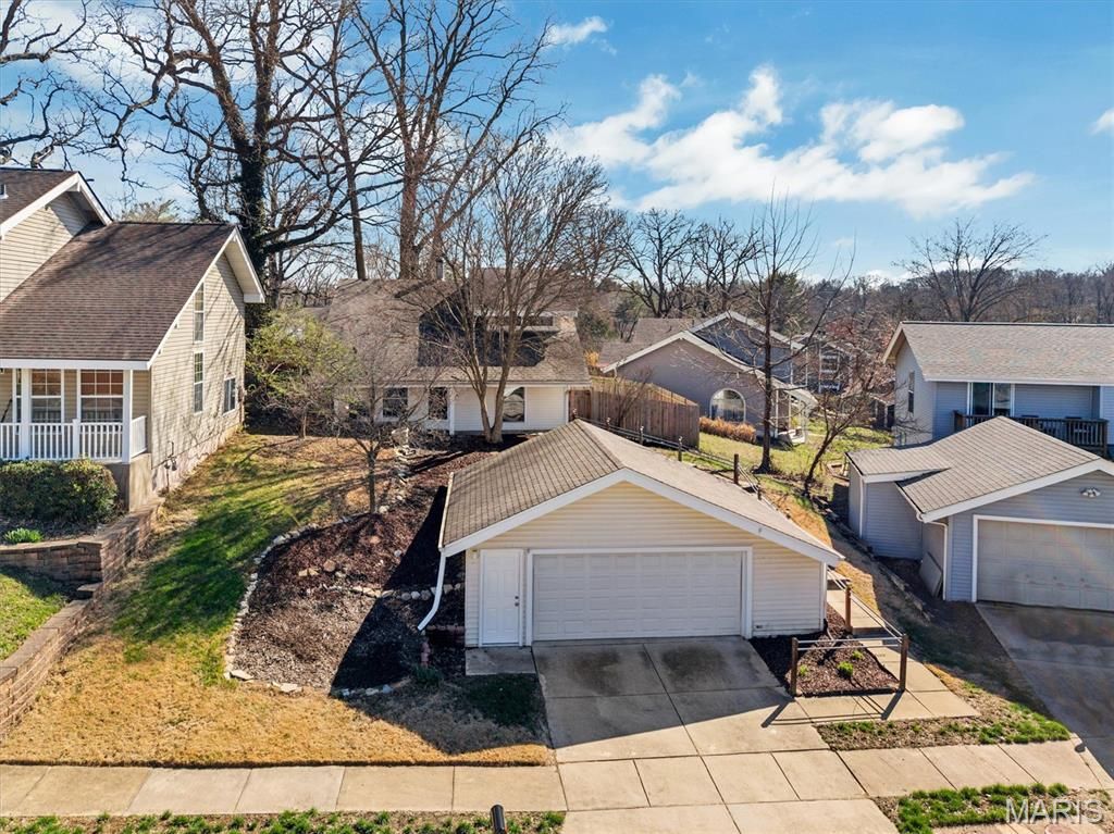 11276 Pineside Drive, St Louis, MO 63146