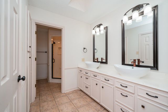 2808 W Gay Ave., Gladewater, TX 75647