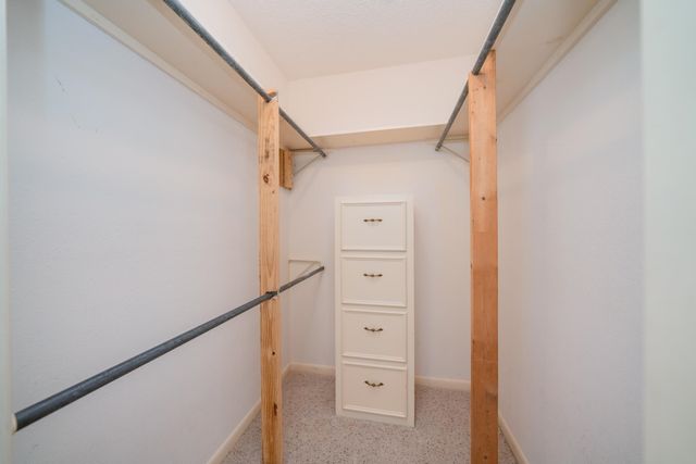 2808 W Gay Ave., Gladewater, TX 75647