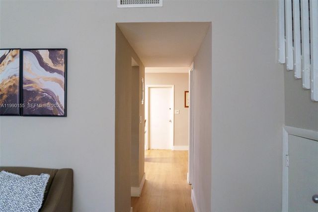 14234 NE 3rd Ct 11C, Miami, FL 33161