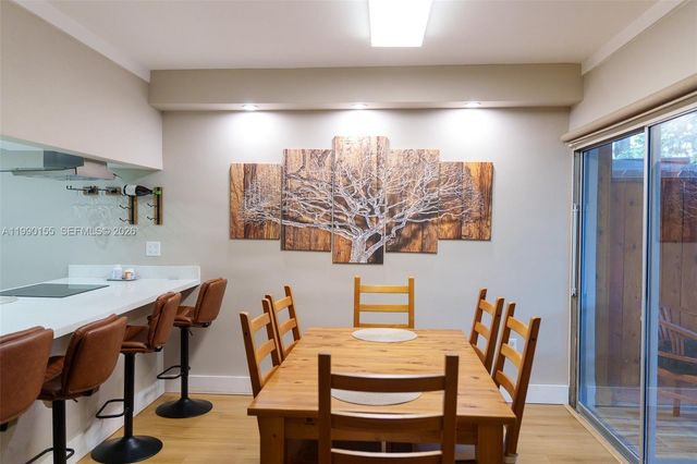 14234 NE 3rd Ct 11C, Miami, FL 33161