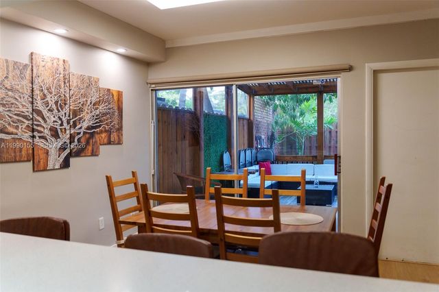 14234 NE 3rd Ct 11C, Miami, FL 33161