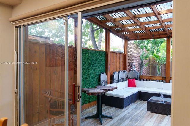 14234 NE 3rd Ct 11C, Miami, FL 33161