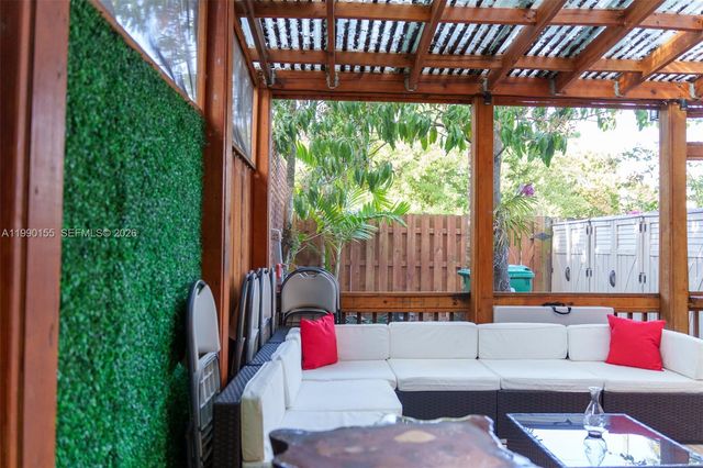 14234 NE 3rd Ct 11C, Miami, FL 33161