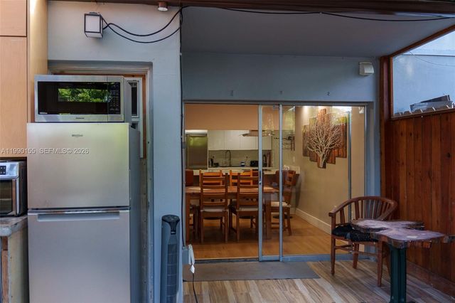 14234 NE 3rd Ct 11C, Miami, FL 33161