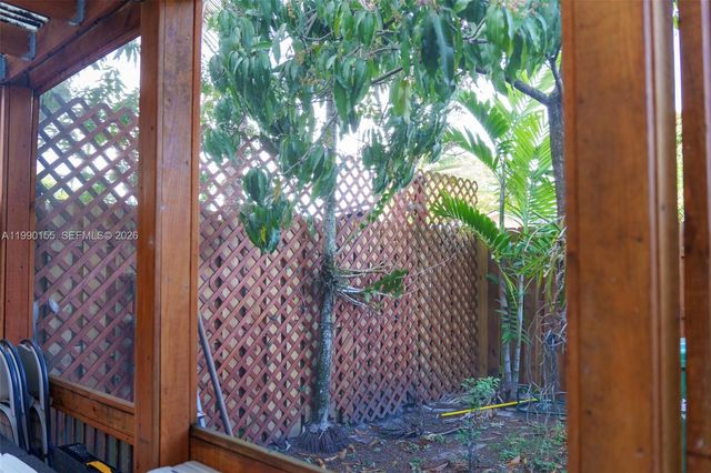 14234 NE 3rd Ct 11C, Miami, FL 33161