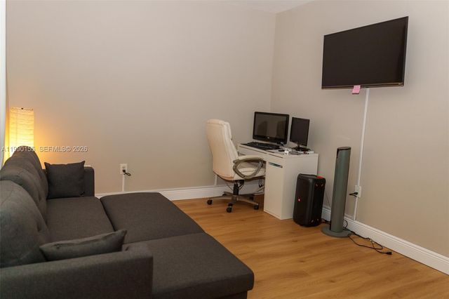 14234 NE 3rd Ct 11C, Miami, FL 33161