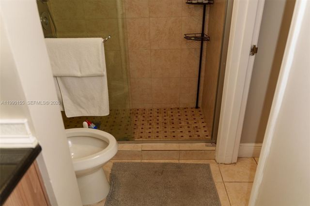 14234 NE 3rd Ct 11C, Miami, FL 33161