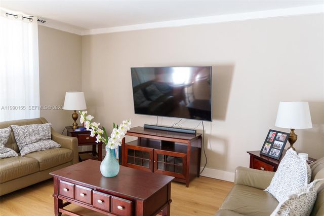 14234 NE 3rd Ct 11C, Miami, FL 33161