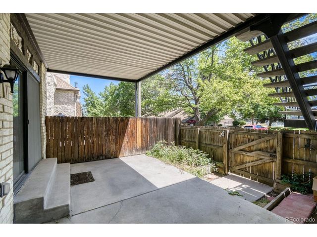4250 S Olive St 115, Denver, CO 80237