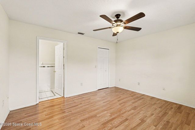 880 Vocelle Avenue, Sebastian, FL 32958