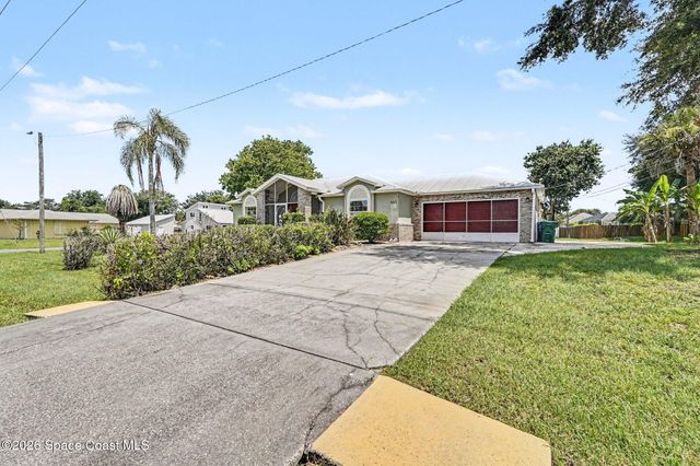 880 Vocelle Avenue, Sebastian, FL 32958