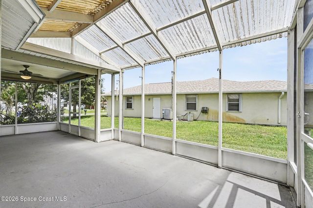 880 Vocelle Avenue, Sebastian, FL 32958