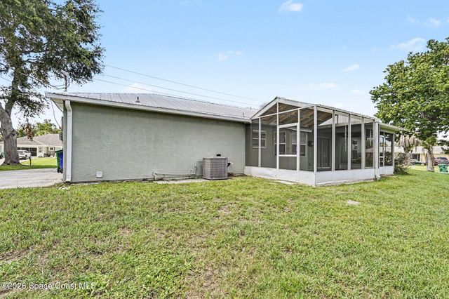 880 Vocelle Avenue, Sebastian, FL 32958