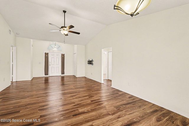 880 Vocelle Avenue, Sebastian, FL 32958