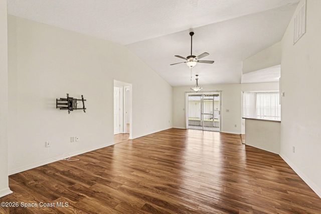 880 Vocelle Avenue, Sebastian, FL 32958