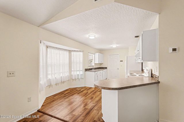 880 Vocelle Avenue, Sebastian, FL 32958
