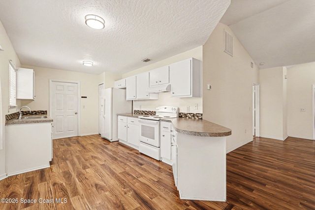 880 Vocelle Avenue, Sebastian, FL 32958