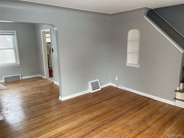 18387 Outer Drive, Dearborn, MI 48128