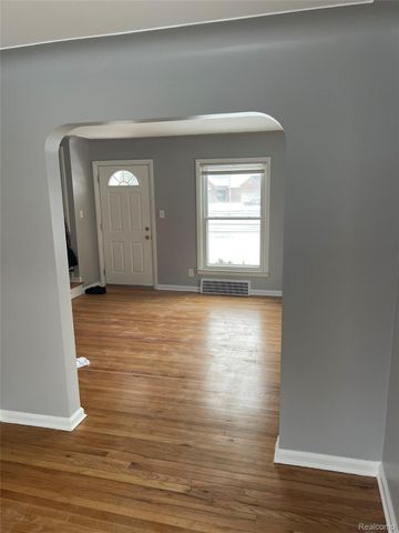 18387 Outer Drive, Dearborn, MI 48128