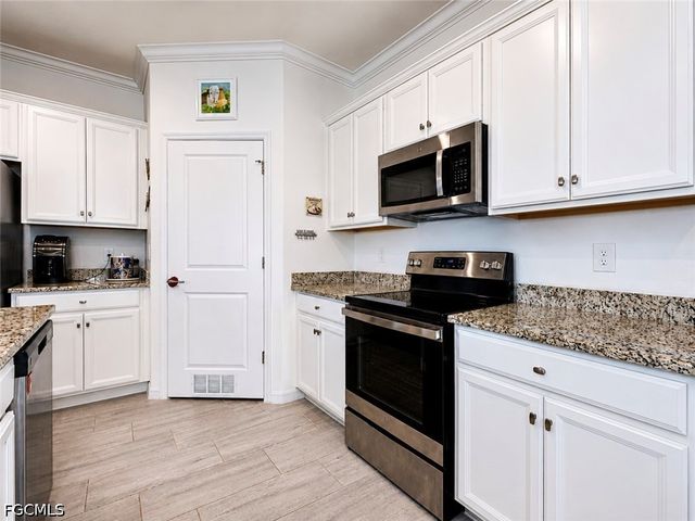 16141 Rosemallow LN, Alva, FL 33920