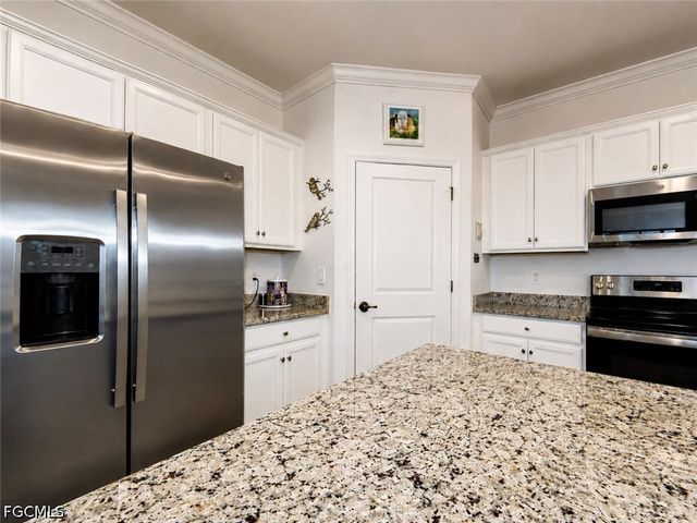 16141 Rosemallow LN, Alva, FL 33920