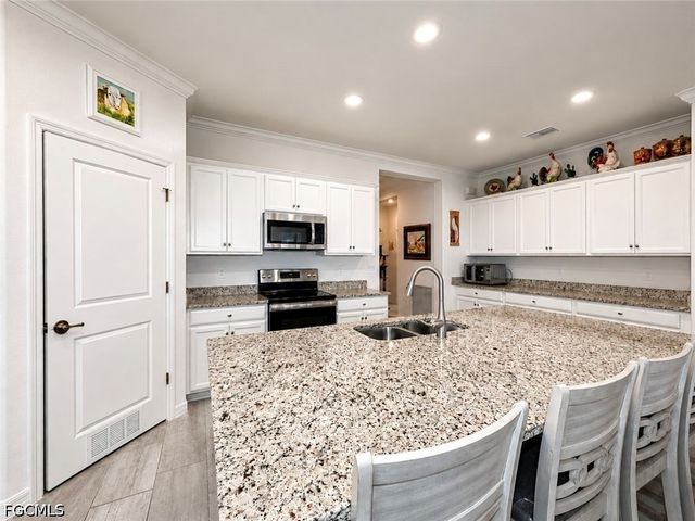 16141 Rosemallow LN, Alva, FL 33920