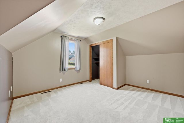 6524 Emmet Street, Omaha, NE 68104