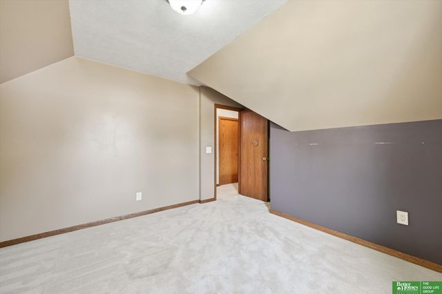 6524 Emmet Street, Omaha, NE 68104