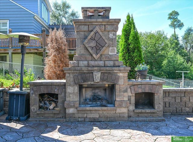 6524 Emmet Street, Omaha, NE 68104
