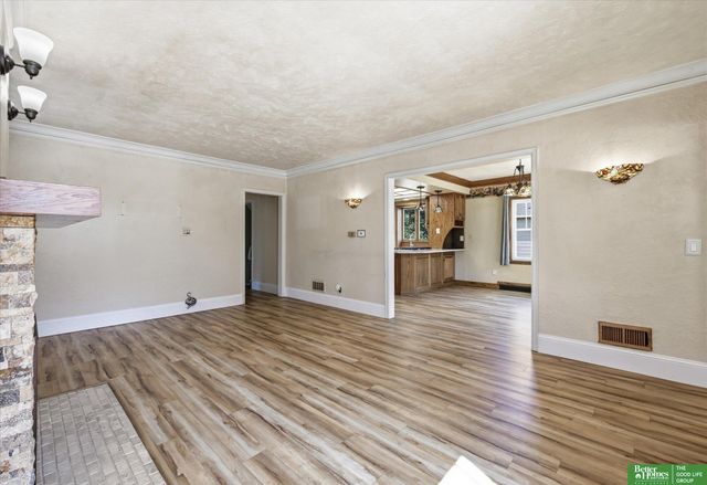 6524 Emmet Street, Omaha, NE 68104