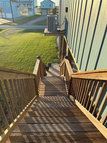 2023 County Road 201, Sargent, TX 77414