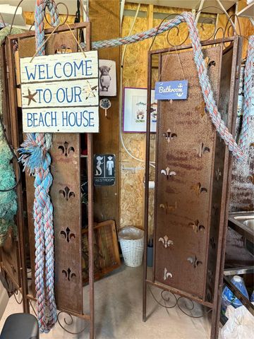 2023 County Road 201, Sargent, TX 77414