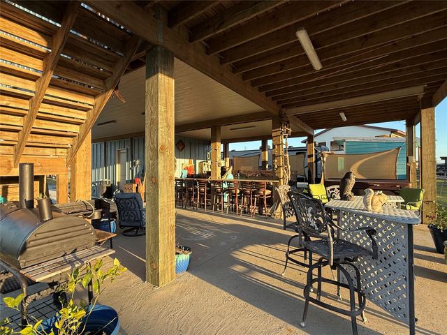 2023 County Road 201, Sargent, TX 77414