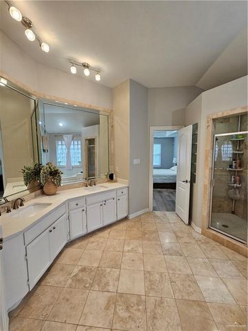 7105 N 4th Street, Mcallen, TX 78504