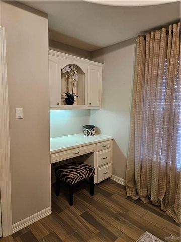 7105 N 4th Street, Mcallen, TX 78504