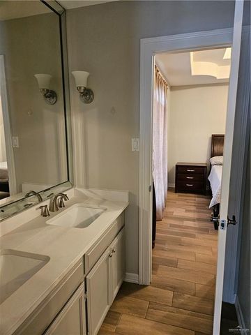 7105 N 4th Street, Mcallen, TX 78504