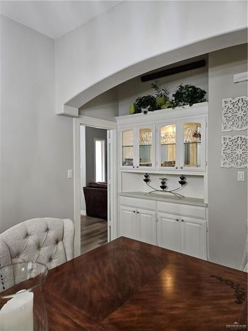 7105 N 4th Street, Mcallen, TX 78504