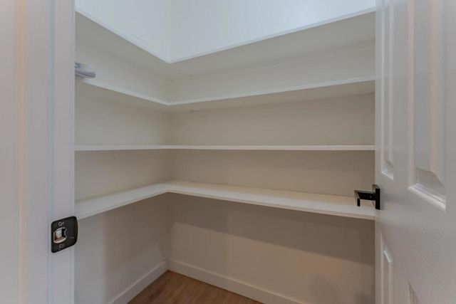 410 Auburn Way 19, San Jose, CA 95129