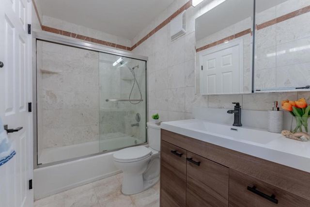 410 Auburn Way 19, San Jose, CA 95129