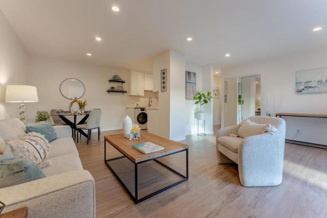 410 Auburn Way 19, San Jose, CA 95129