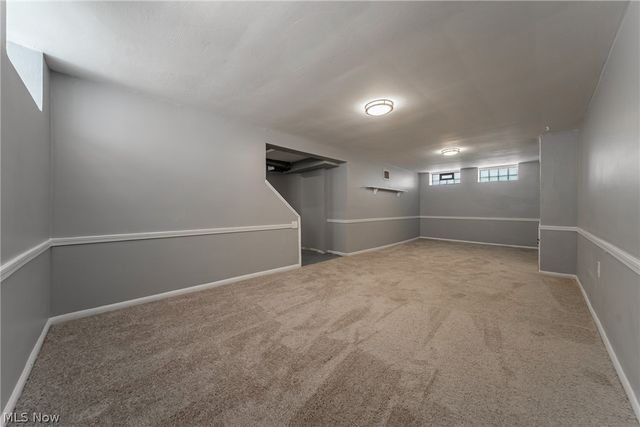 15705 Throckley Avenue, Cleveland, OH 44128