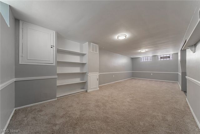 15705 Throckley Avenue, Cleveland, OH 44128