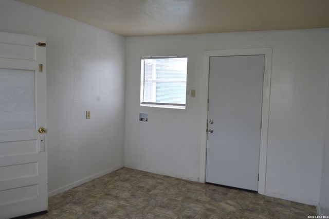 2823 Tillie, San Antonio, TX 78222